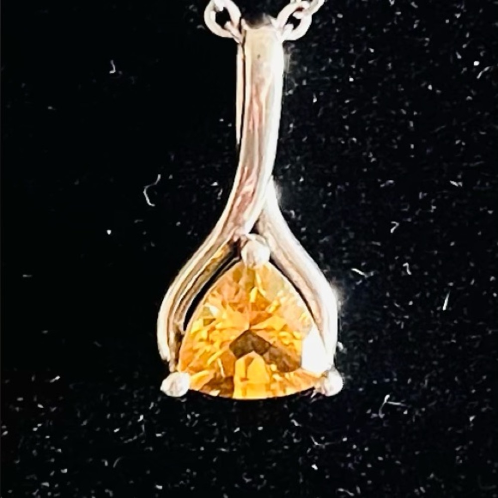 ANGARA Citrine Pendant necklace